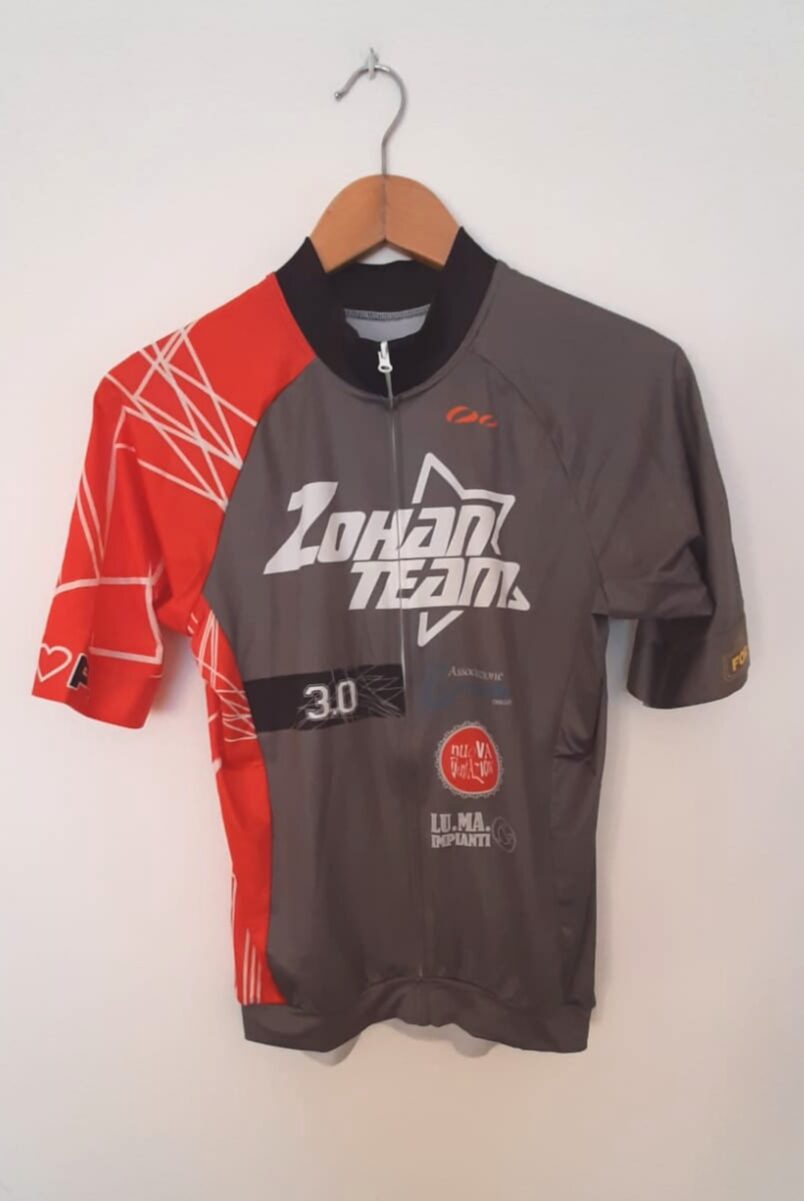 Maglia aderente — fronte